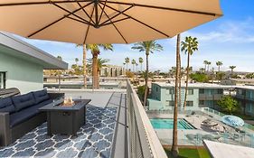 Micro Studio With Balcony & Pool View - Walk To Ot
